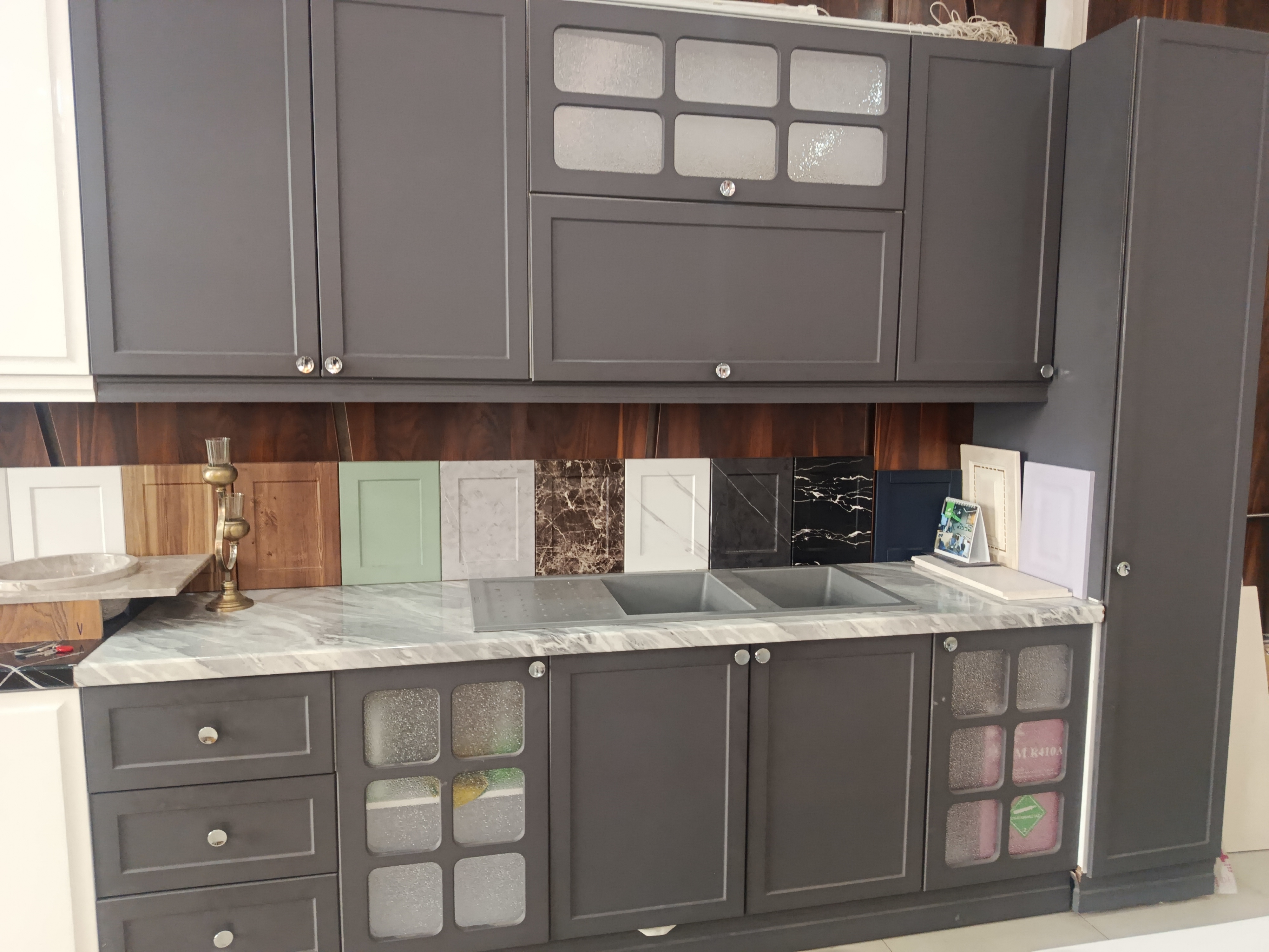 کابینت و دکوراسیون شقاقی